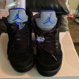 Razor blue retro Jordans 5s
